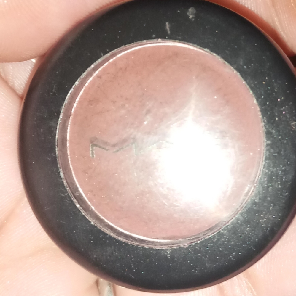 mac eyeshadow